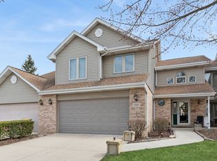 1261 Arbor Dr #1261, Lemont, IL