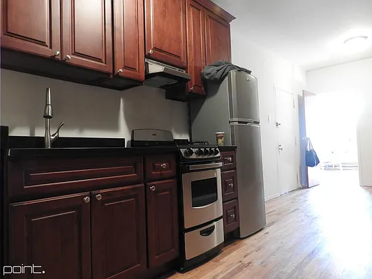 Rented by Point NYC | media 37