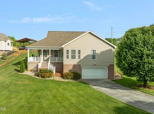 208 Lakefront Ln, Bluff City, TN 37618