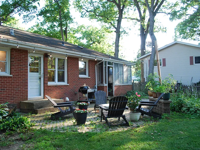 308 Dunbar Rd — Photo 3