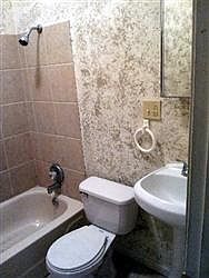 4th image of 2031 Bryan Ave #A