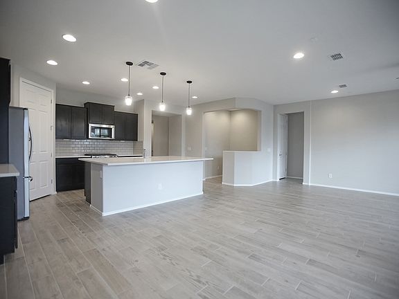 5th image of 25589 N 164th Ave