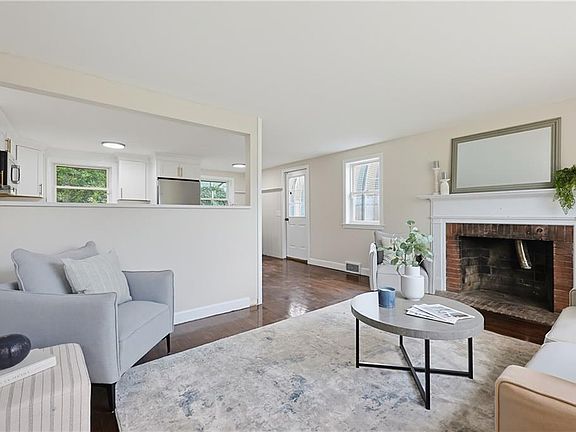 3rd image of 190 River Vue Ave