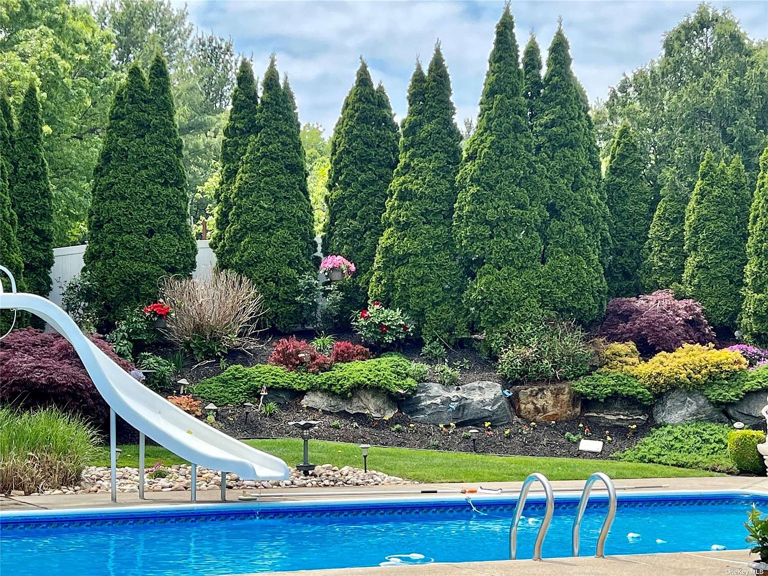 16 Heather Drive, Kings Park, NY 11754 Zillow