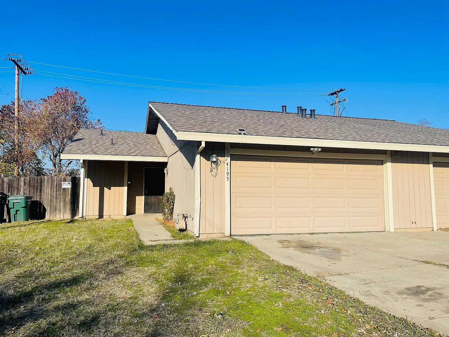 4195 Cornelia Way photo 1