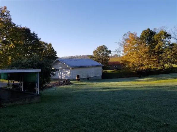 5 Kelley Rd, Washington, PA 15301