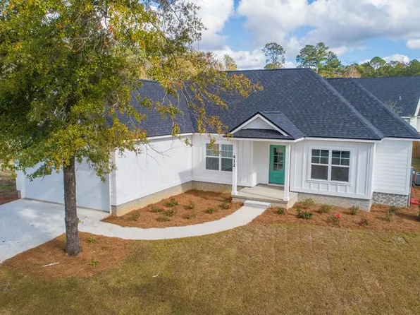 412 Palm Island Dr, Thomasville, GA 31757