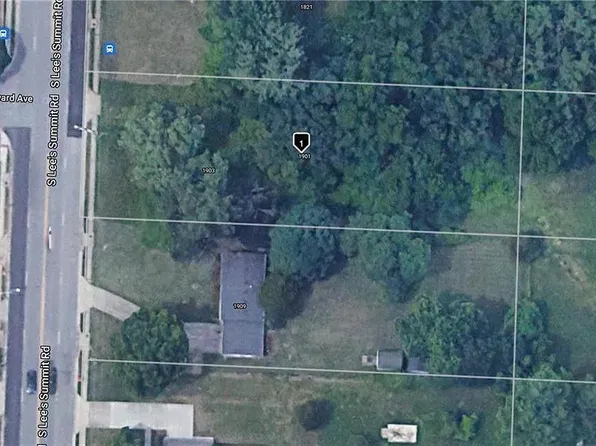 1901 S Lees Summit Rd, Independence, MO 64050