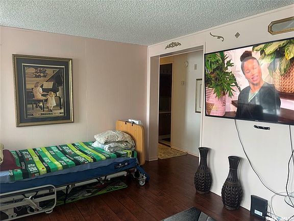 4th image of 1400 12th Ave E #26D