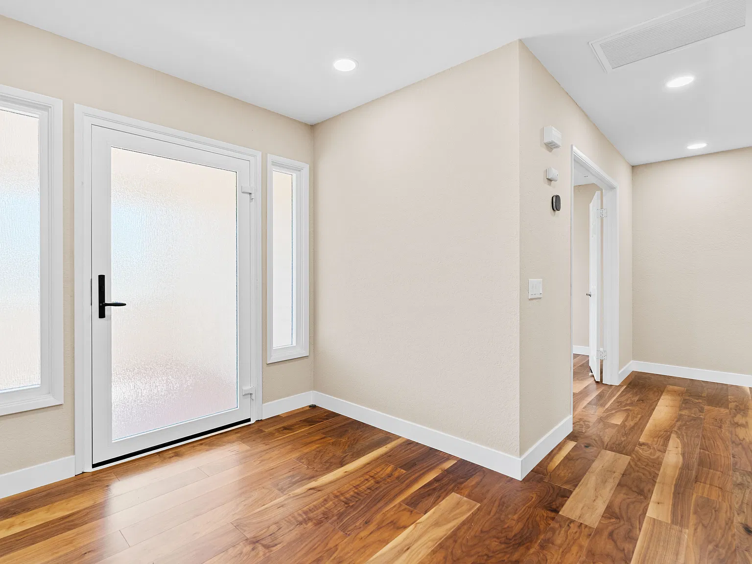 3610 Mary Ln — Photo 4