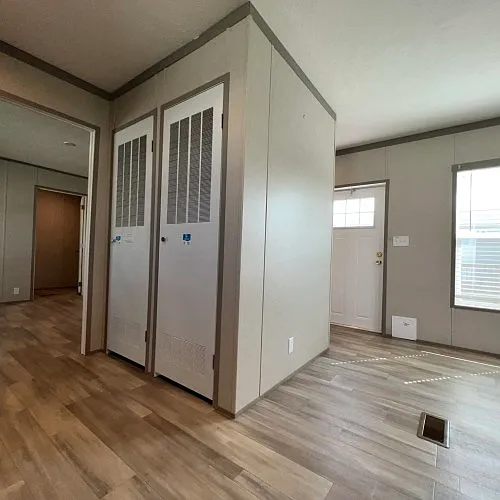 92 Teasley Ln — Photo 5