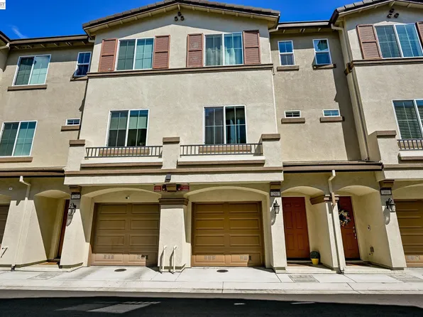 296 Laurel Knoll Dr, Martinez, CA 94553