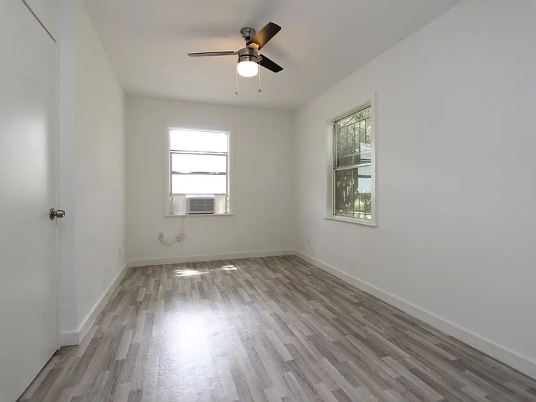 6601 Galindo St — Photo 7
