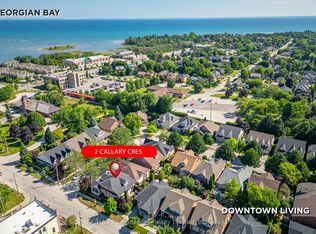 2 Callary Cres, Collingwood, ON L9Y 4Y1