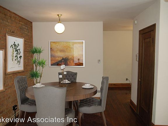 4th image of 522 W Belden Ave APT K1