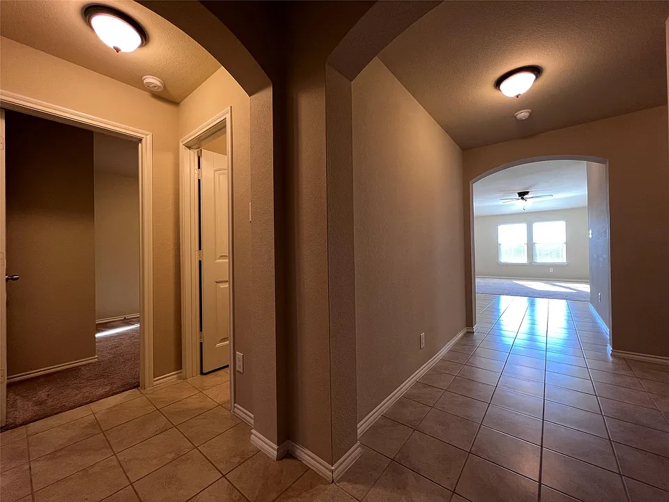 319 Plum Dr