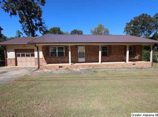 1205 Chatwood Dr, Anniston, AL 36206