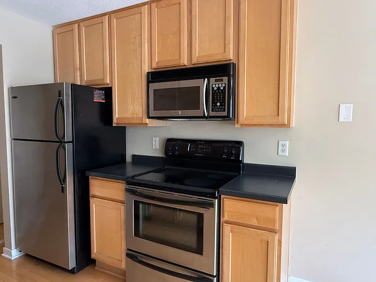 1770 Bryant Ave S #217 — Photo 7