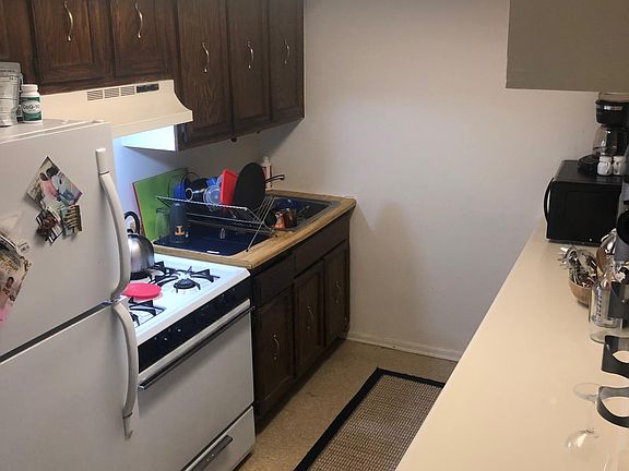 4th image of 24054 68th Ave