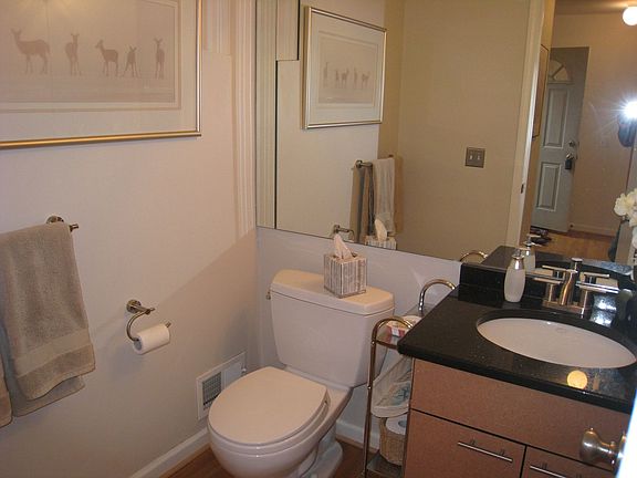 1st Floor Bath