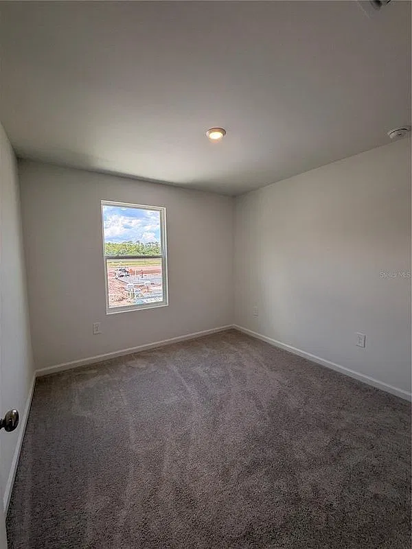 4 bed, 2.5 bath, 1874 sqft, $2,525 — Photo 4