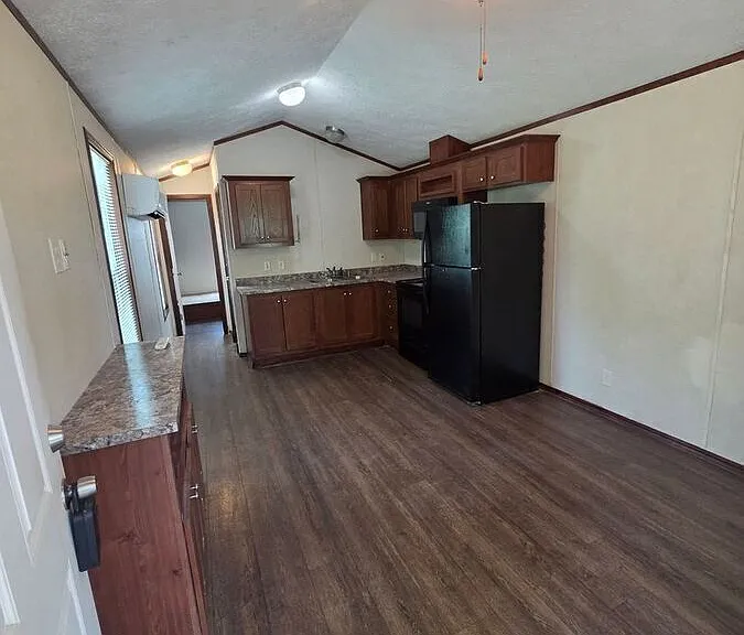 30947 Cliff St #EXCELSIOR ESTATES — Photo 1