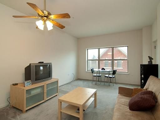 3rd image of 1650 Riverwoods Dr Unit 202
