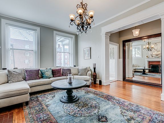 5th image of 2602 Park Ave