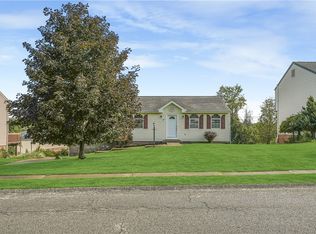 7326 Green Meadow Dr, Imperial, PA 15126