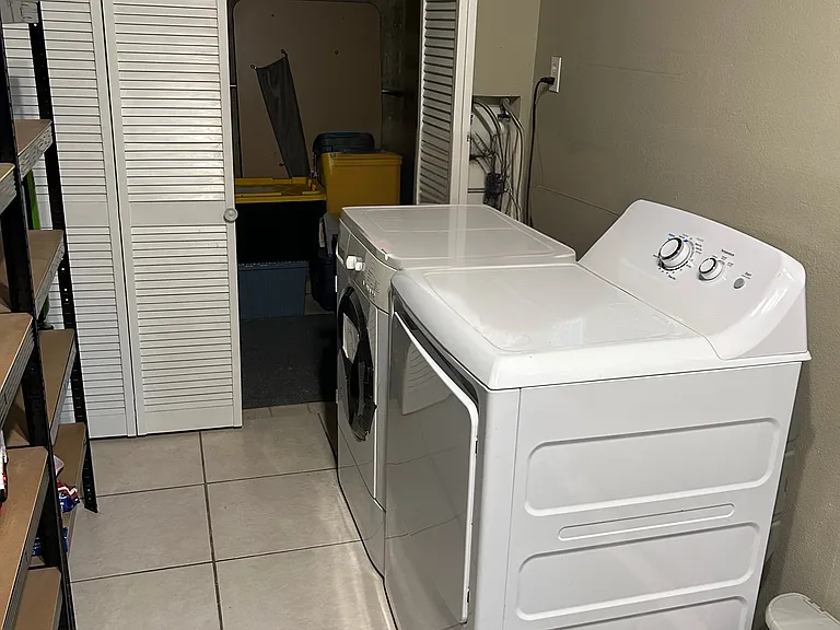 Washer, dryer included