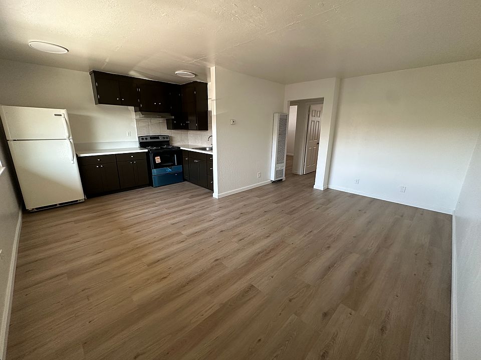 1st image of 851 Leigh Ave #4