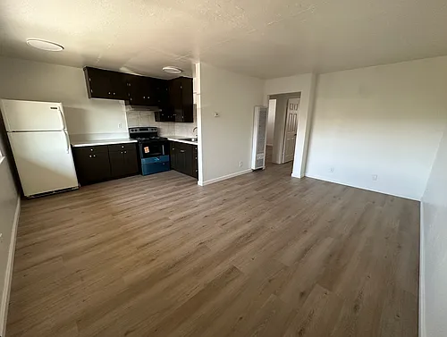 851 Leigh Ave #4 Photo 1