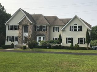 489 Drakestown Rd, Long Valley, NJ 07853