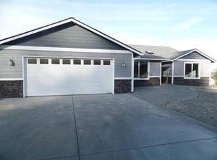 30 W Rue Lavande Ln, Sequim, WA 98382