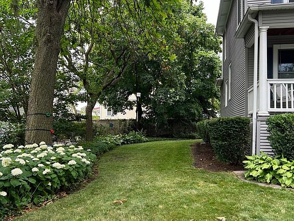 5th image of 515 N Ashland Ave