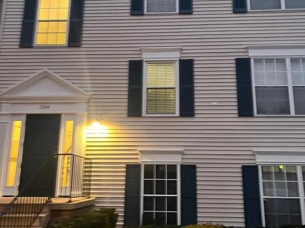 104 Fort Evans Rd SE APT F, Leesburg, VA 20175