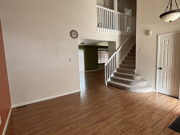 5th image of 14831 E Penwood Pl