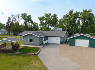410 4th Ave, Oriska, ND 58063