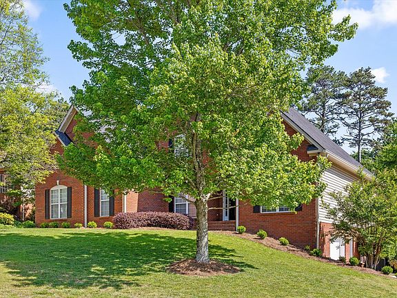 4th image of 1203 Ivy Manor Ct