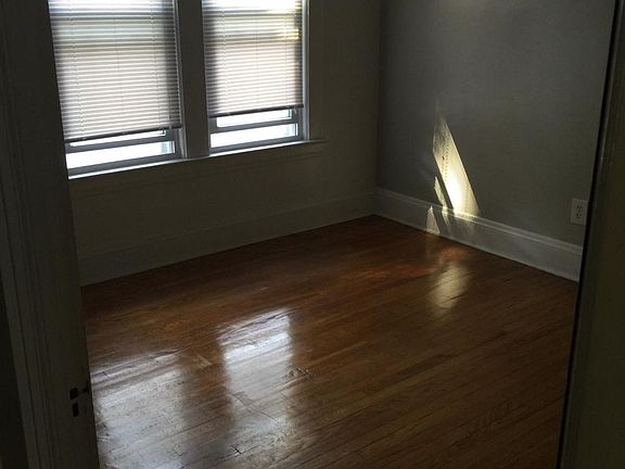 5th image of 2157 Eldred Ave