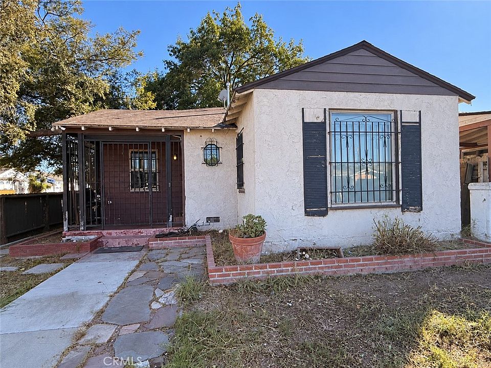 1st image of 800 W 99th St