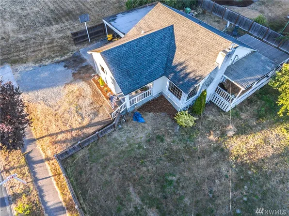 27427 72nd Ave NW, Stanwood, WA 98292