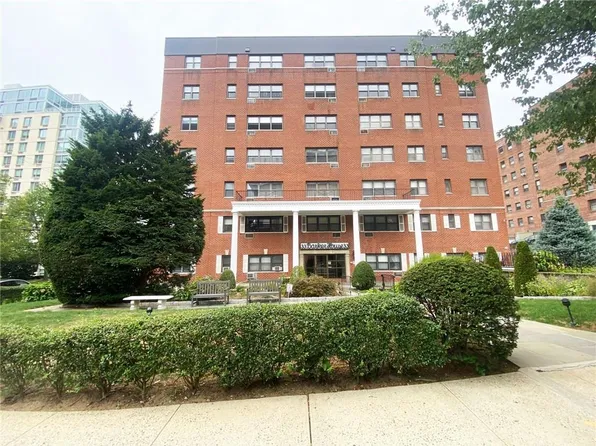 33 Barker Avenue #4G, White Plains, NY 10601