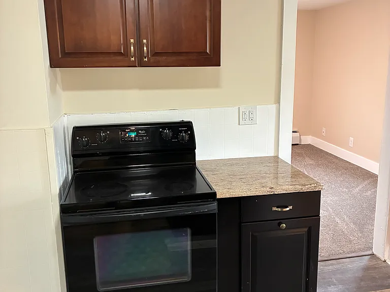 136 New Unionville Rd #2 — Photo 3