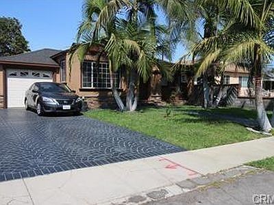 3rd image of 9629 Carron Dr