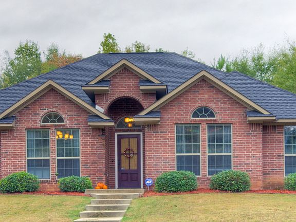 3rd image of 1041 Brown Dr