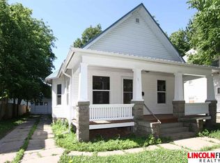 2965 Holdrege St, Lincoln, NE 68503