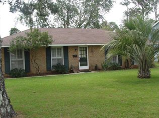 304 Jones Ave, Beaufort, NC 28516