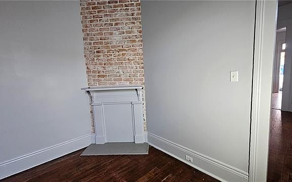 5th image of 1124 N Robertson St #1124