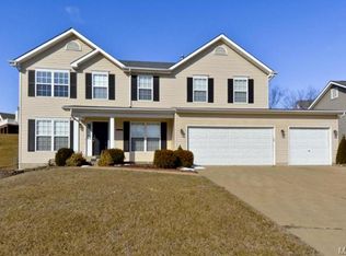 135 Spring Brook Ct, Saint Charles, MO 63303